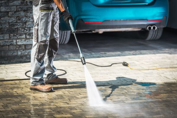Cost of Driveway Pressure Washing in Chattanooga