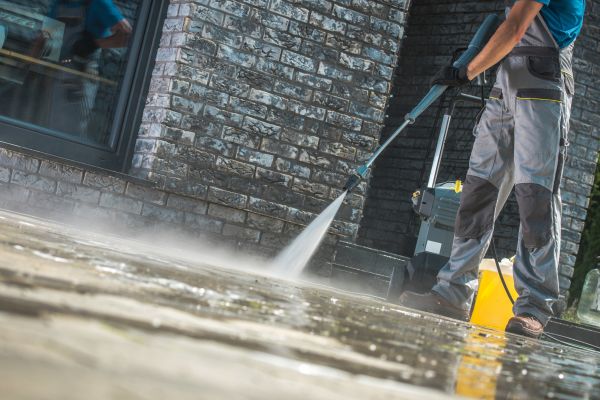 Storefront Pressure Washing in Chattanooga