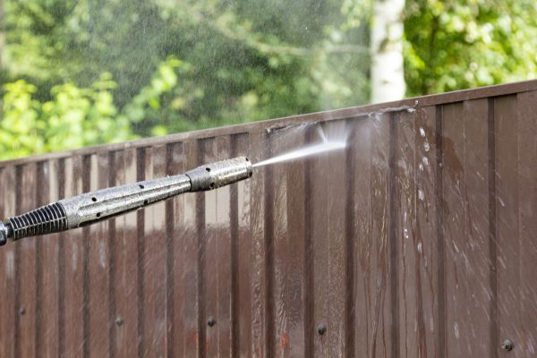 Cost of Vinyl Fence Cleaning in Chattanooga