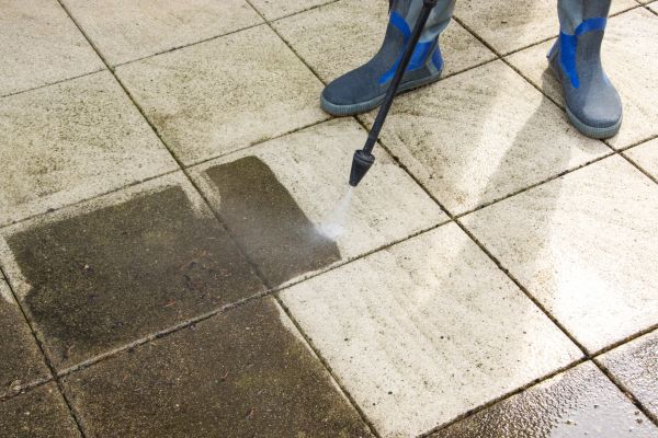 Cost of Outdoor Concrete Cleaning in Chattanooga
