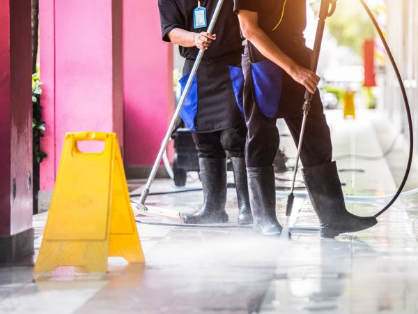 Store Powerwashing in Chattanooga